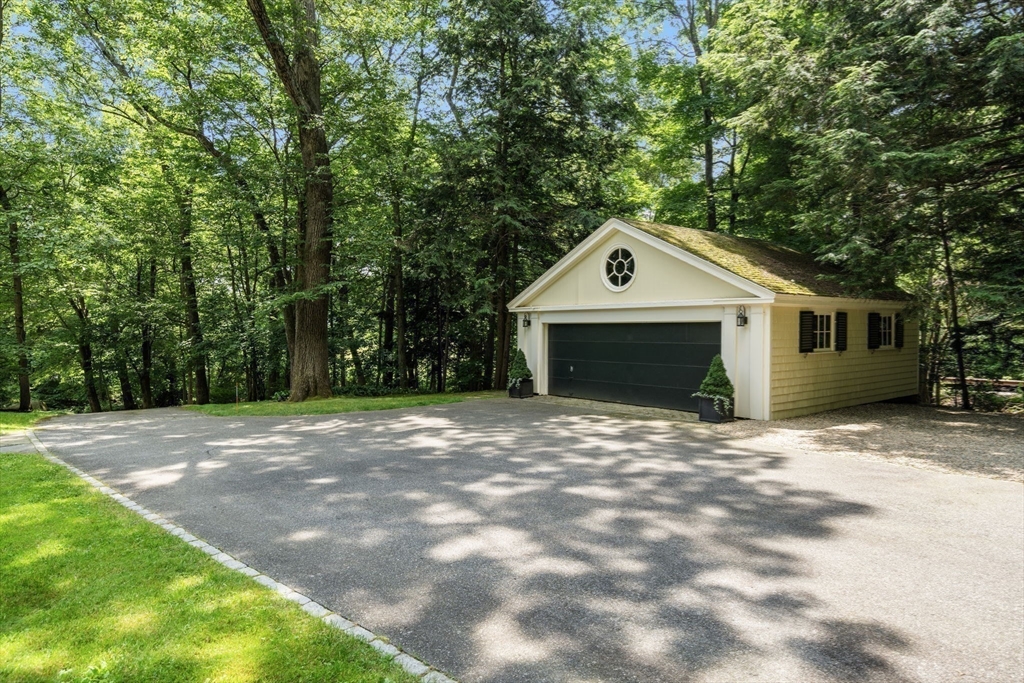 135 Orchard Ave