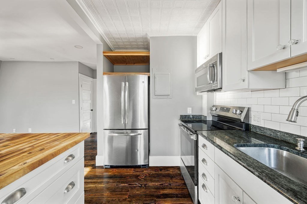 121 Elm # 8