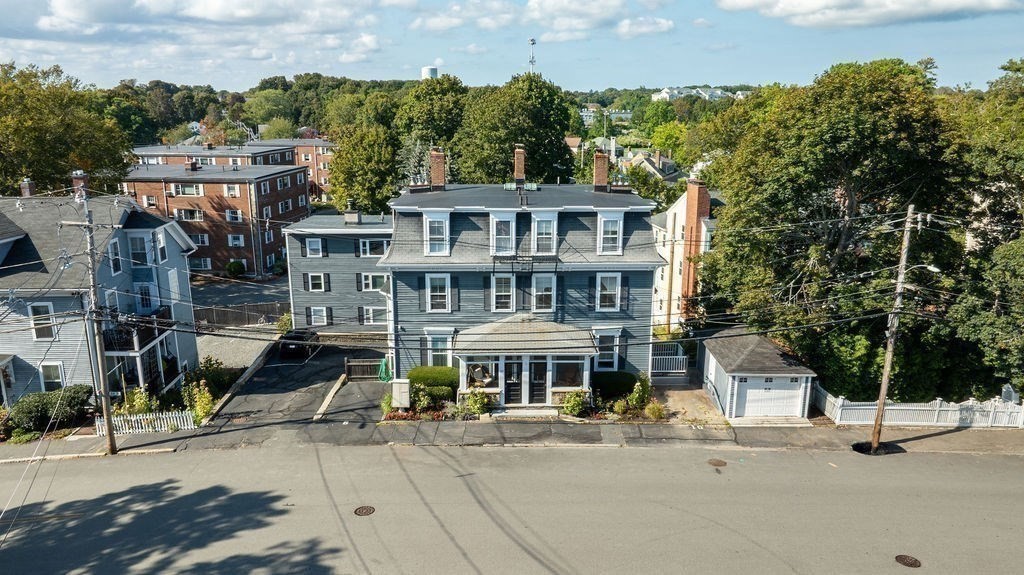 121 Elm # 8