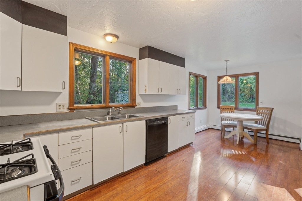 5 Fairway Dr