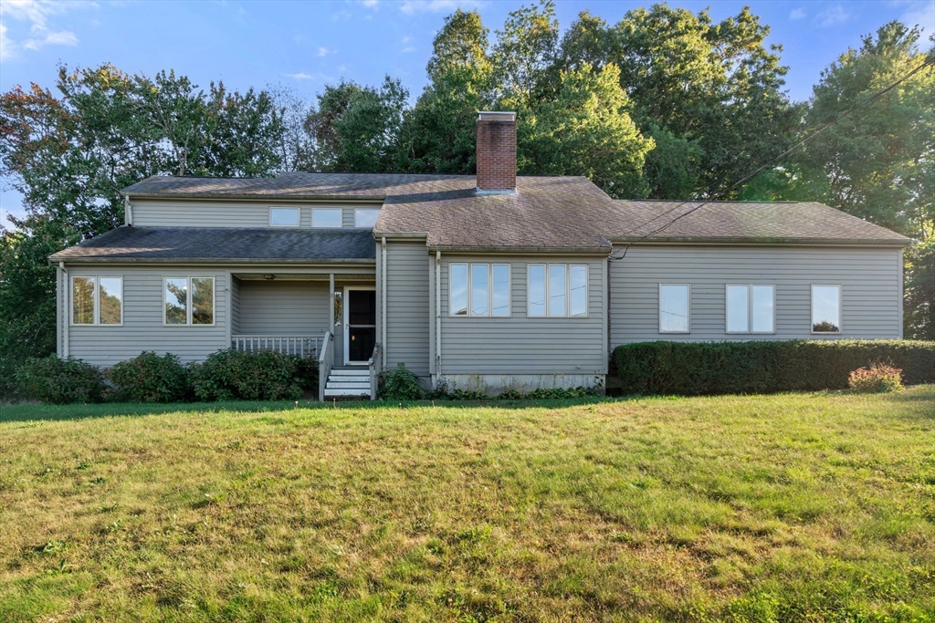 5 Fairway Dr