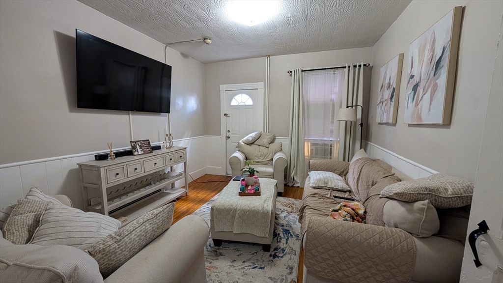 47 Benefit St