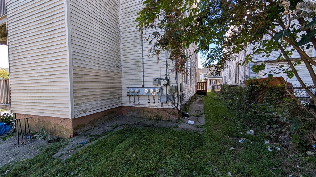 47 Benefit St