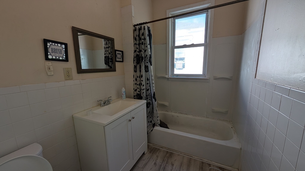 47 Benefit St