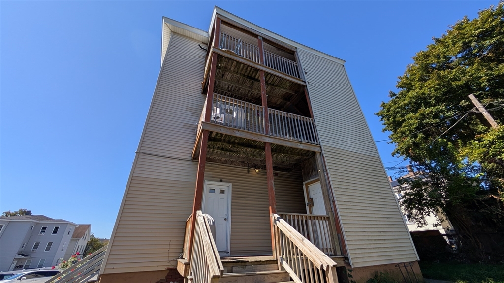 47 Benefit St