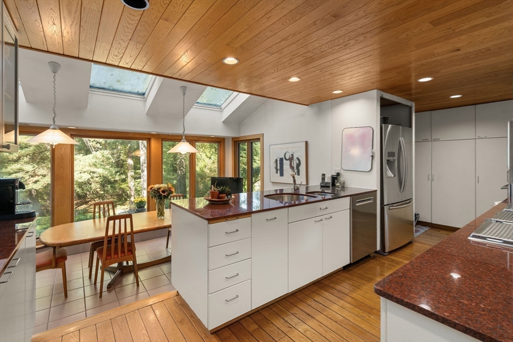 60 Possum Rd
