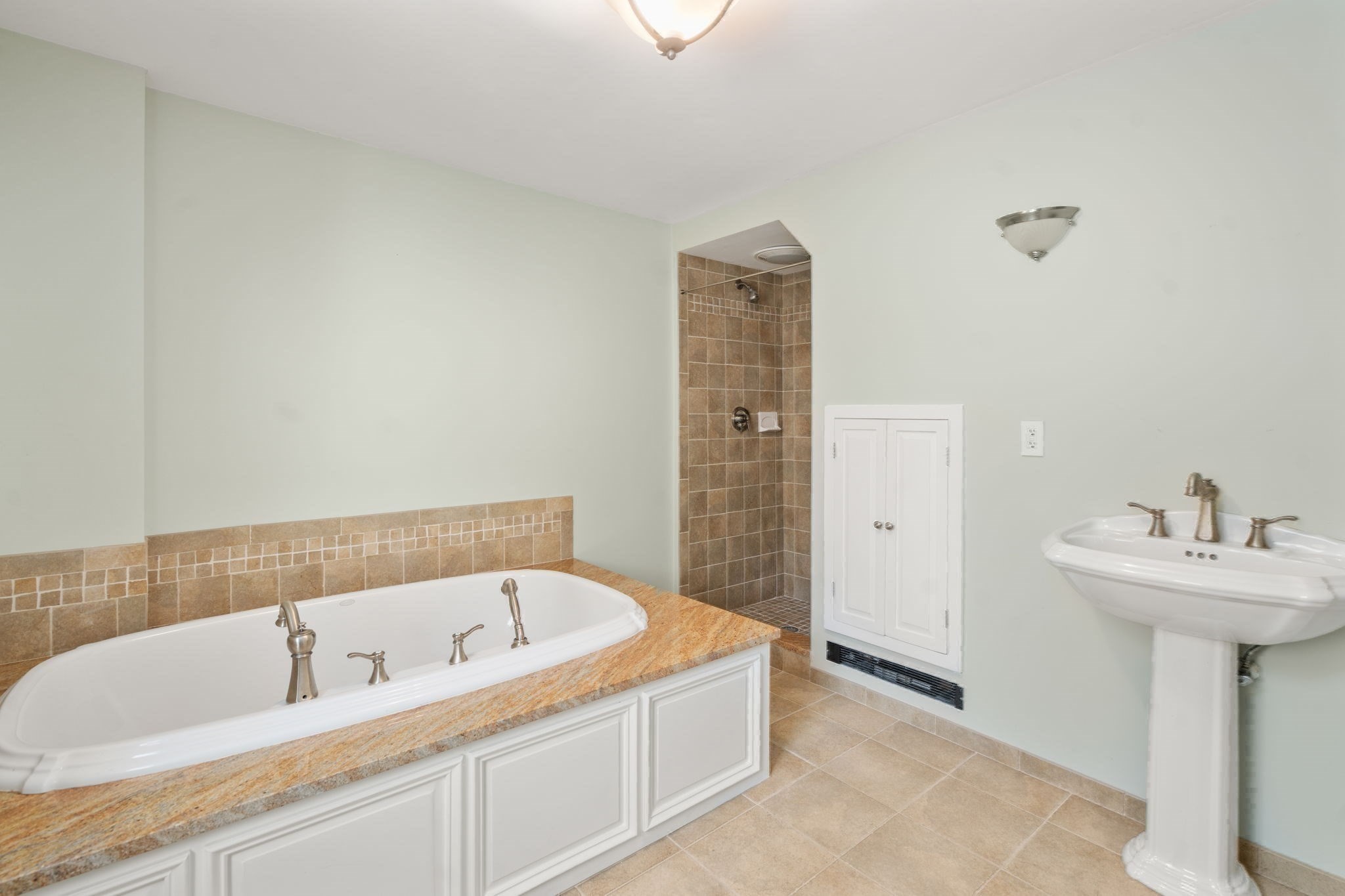 324 Union St # 1