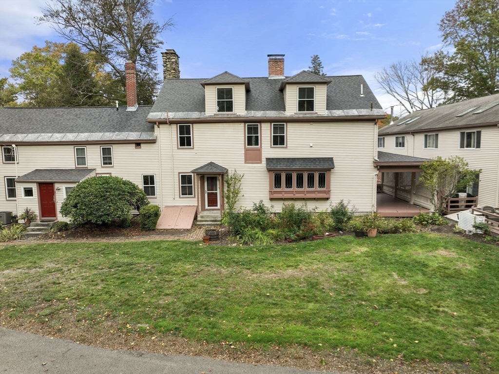 324 Union St # 1