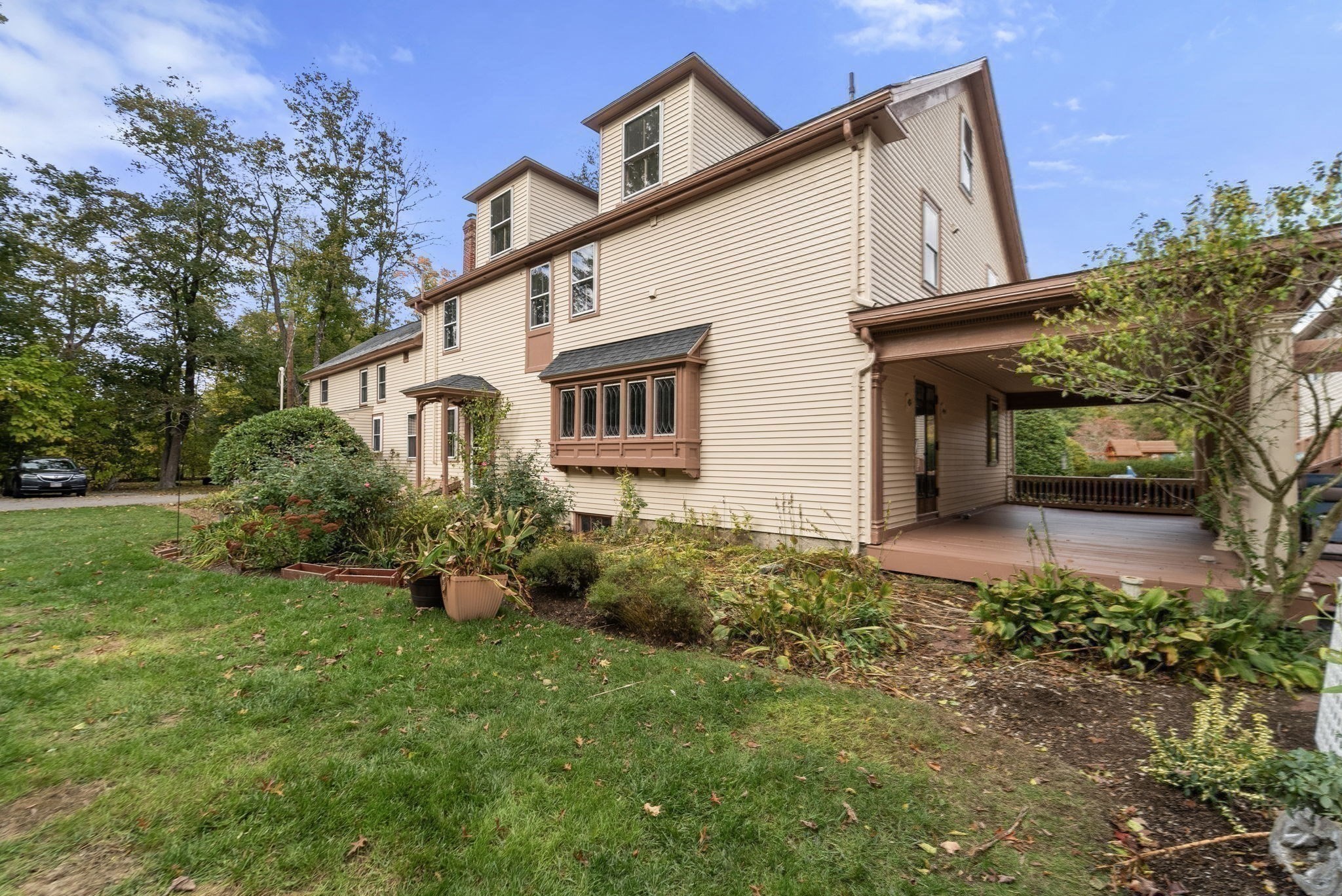 324 Union St # 1