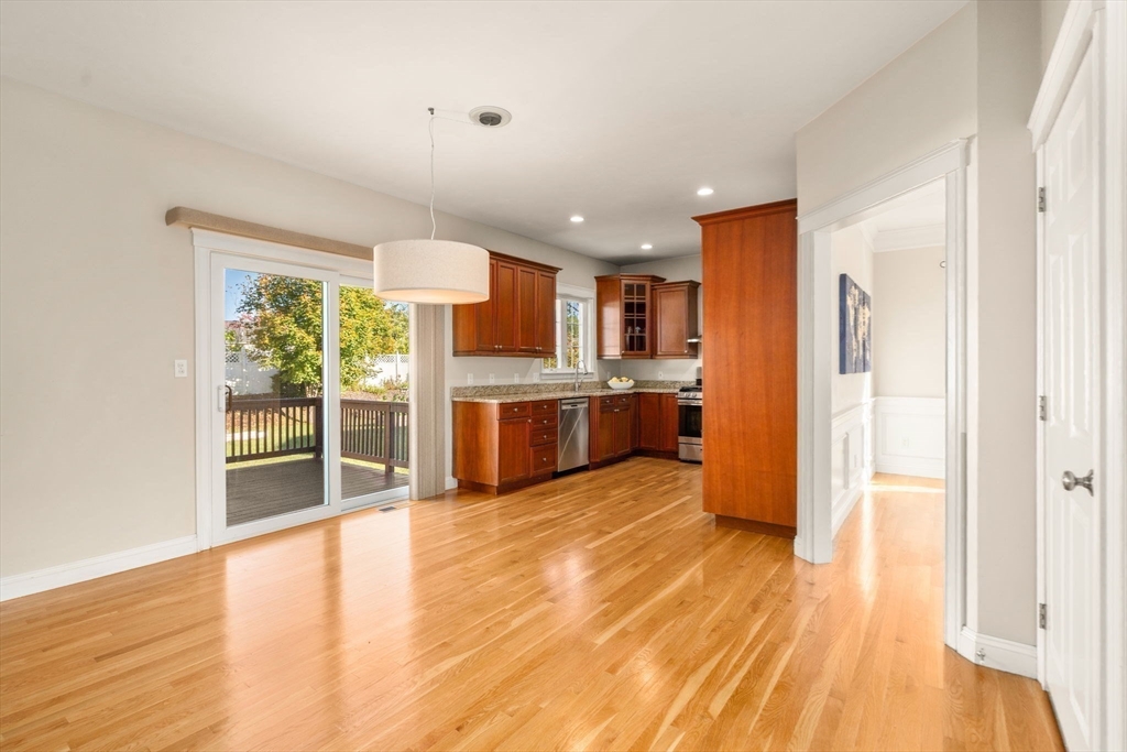 25 Derby St