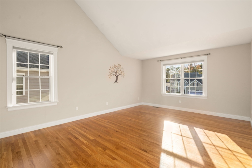 25 Derby St
