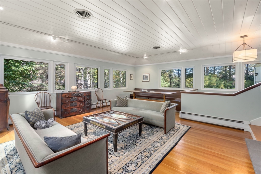 60 Rolling Ln, Weston