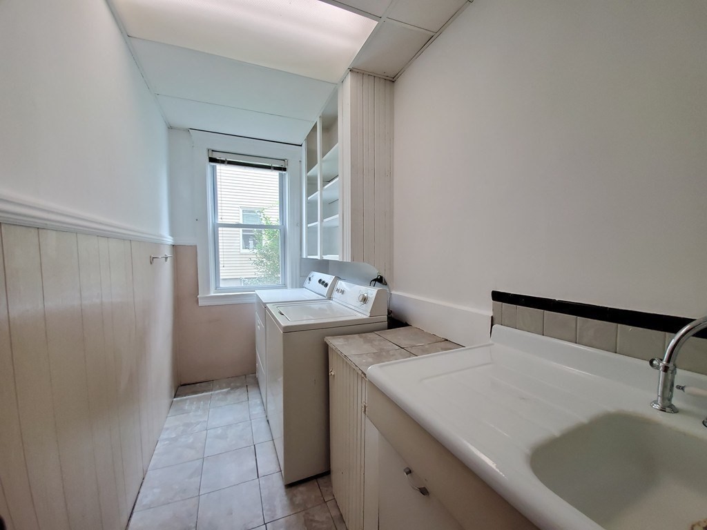 21 Hitchcock Rd, Worcester