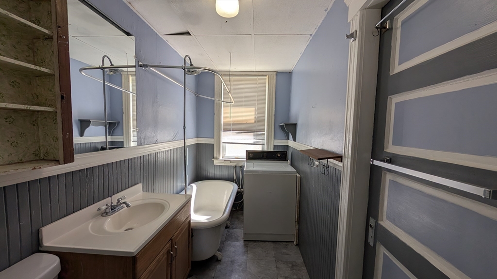 21 Hitchcock Rd, Worcester