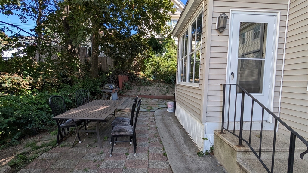 21 Hitchcock Rd, Worcester