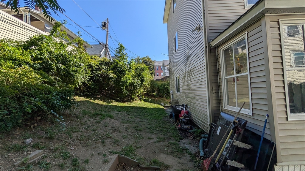 21 Hitchcock Rd, Worcester