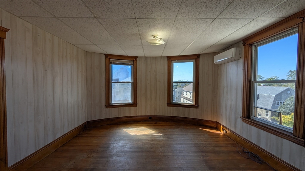 21 Hitchcock Rd, Worcester