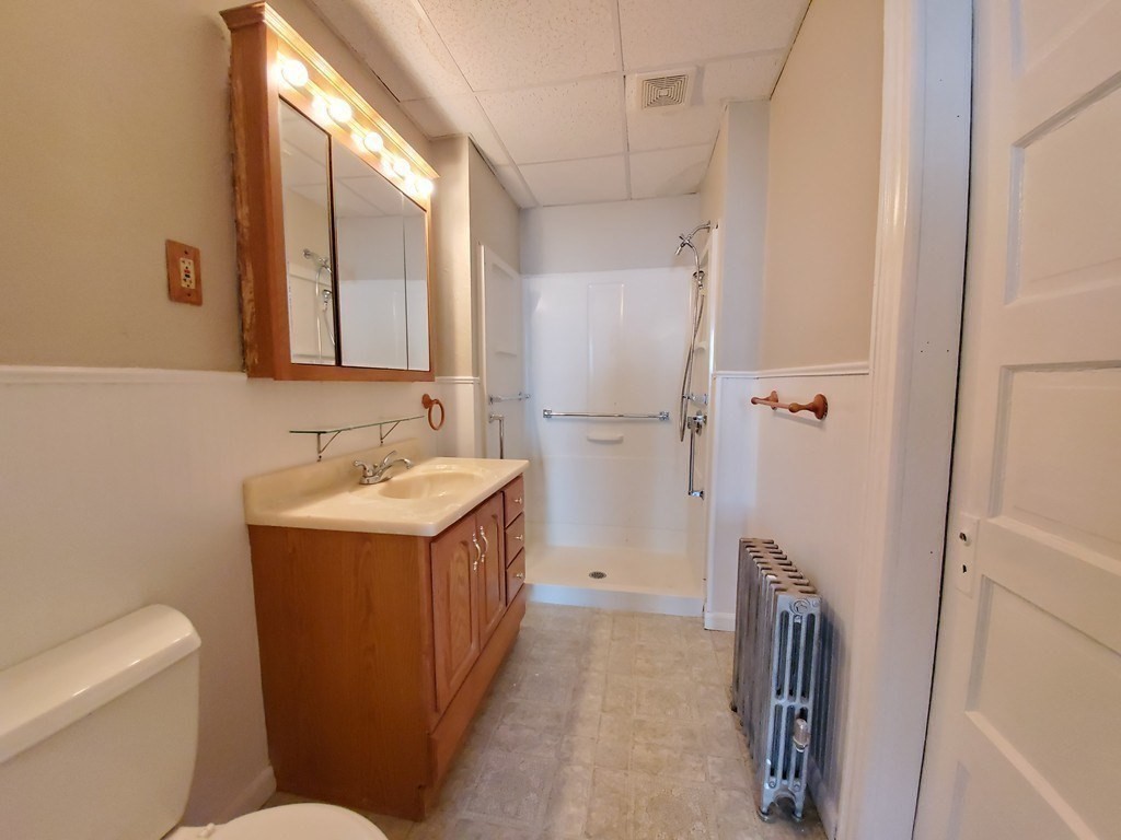 21 Hitchcock Rd, Worcester