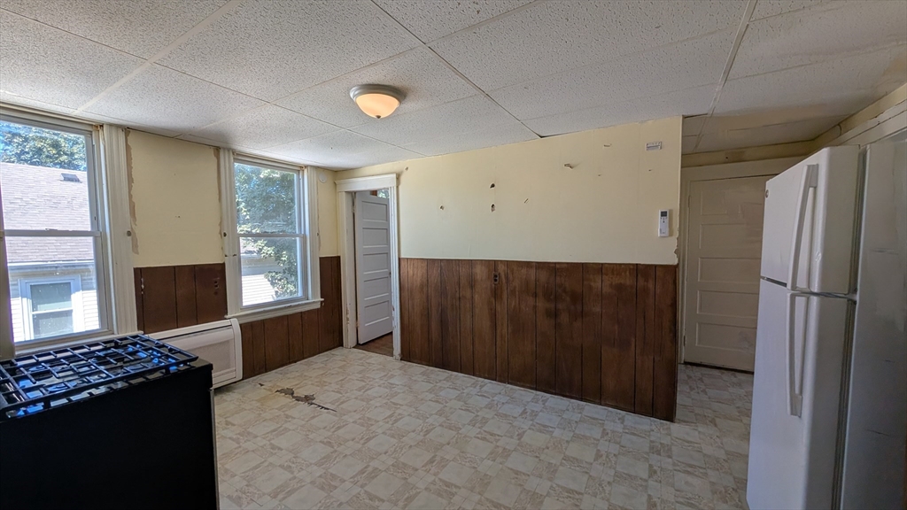 21 Hitchcock Rd, Worcester