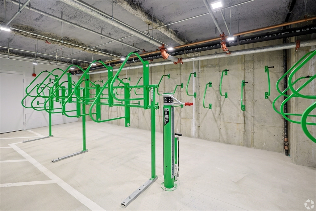 45 E Central St # 303, Natick Unit: 303