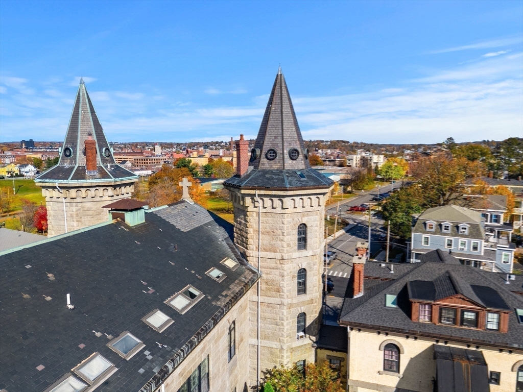 201 Thorndike # 312 Unit: 2-312