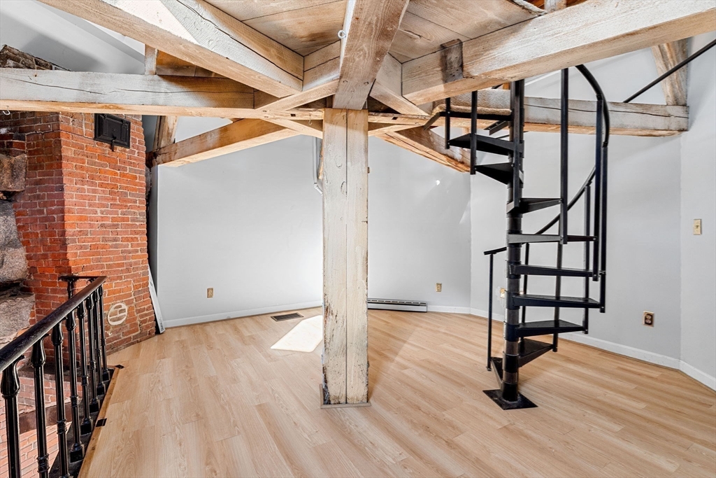 201 Thorndike # 312 Unit: 2-312