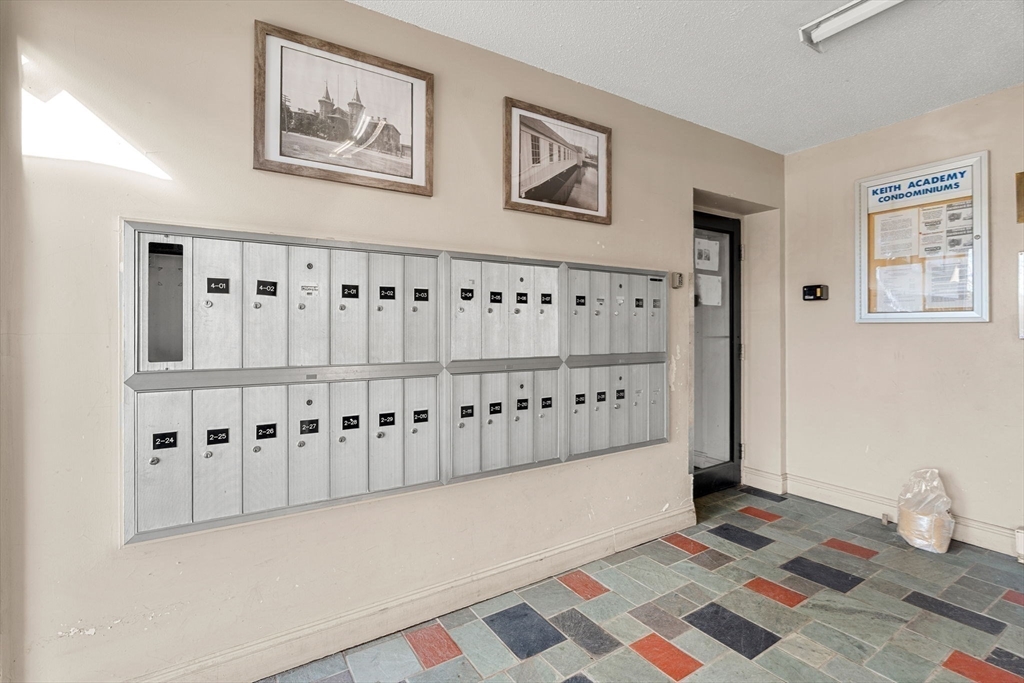 201 Thorndike # 312 Unit: 2-312