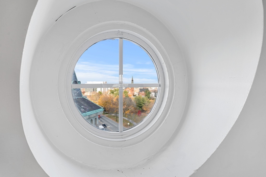 201 Thorndike # 312 Unit: 2-312