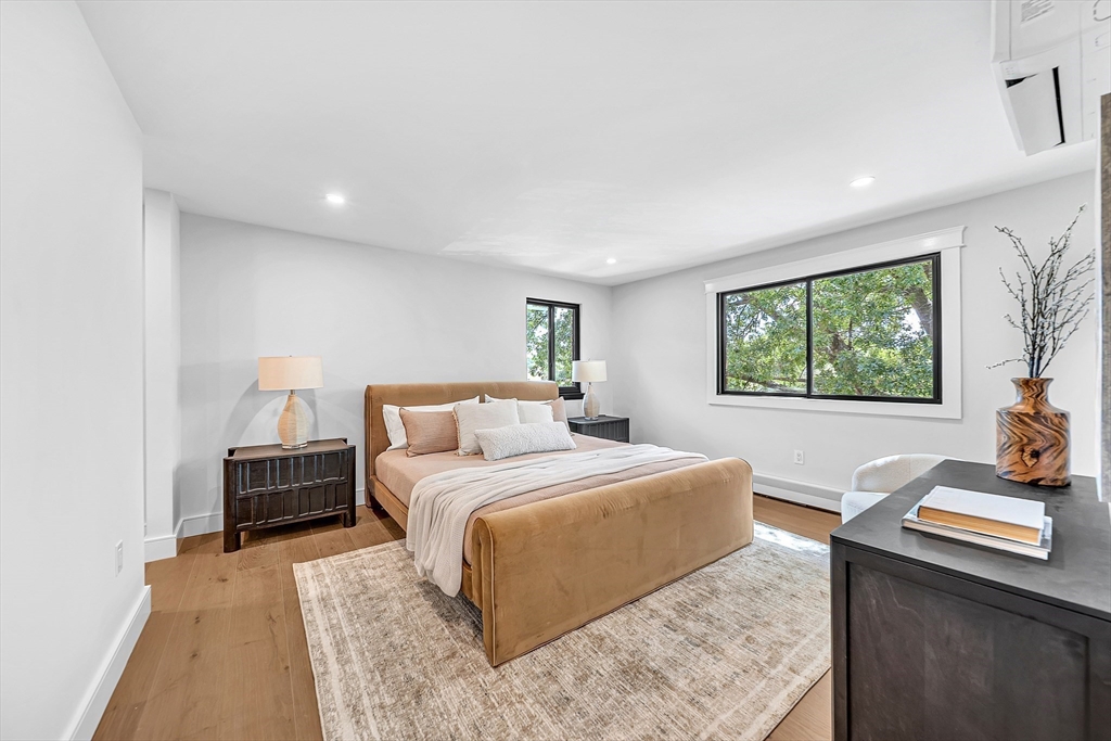 935 Washington St # 8