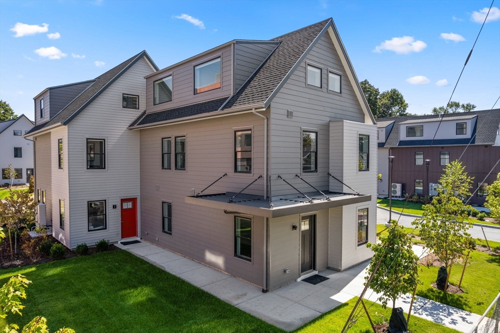 3A Wilson St # 3A