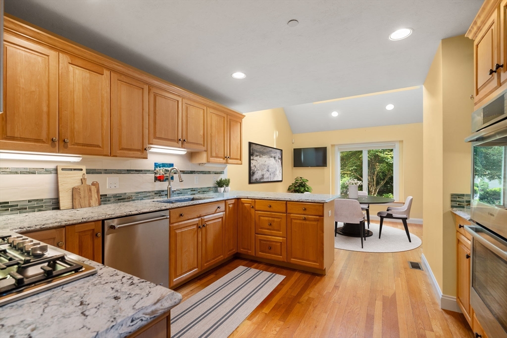 1605 Wisteria Way # 1605