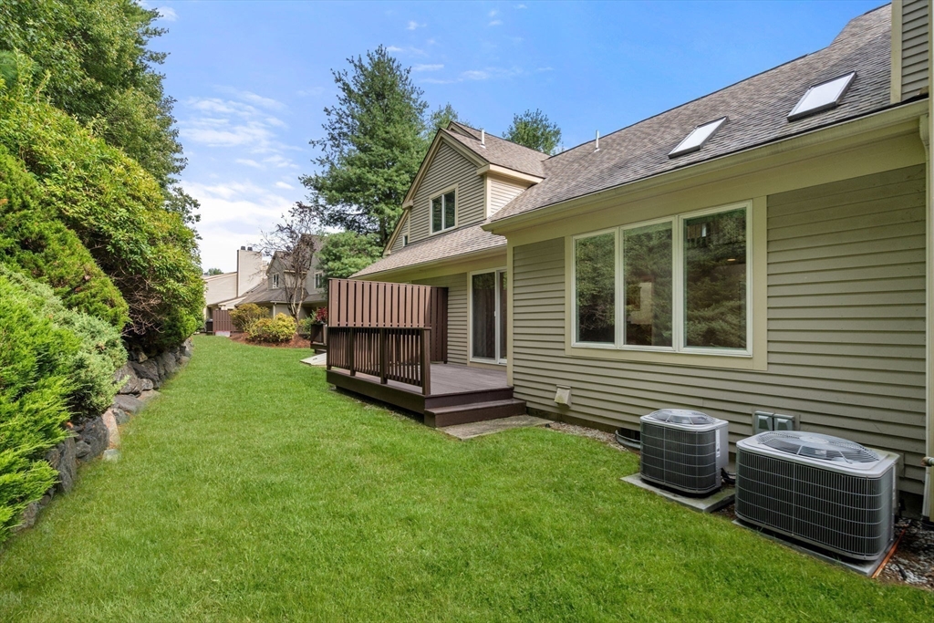 1605 Wisteria Way # 1605