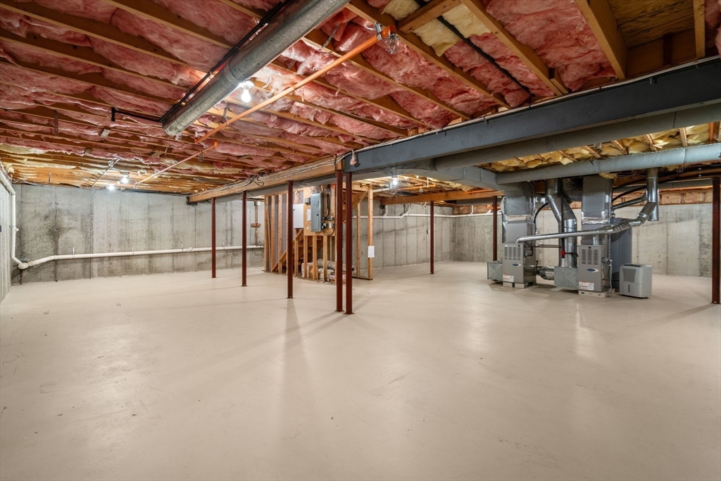 1605 Wisteria Way # 1605