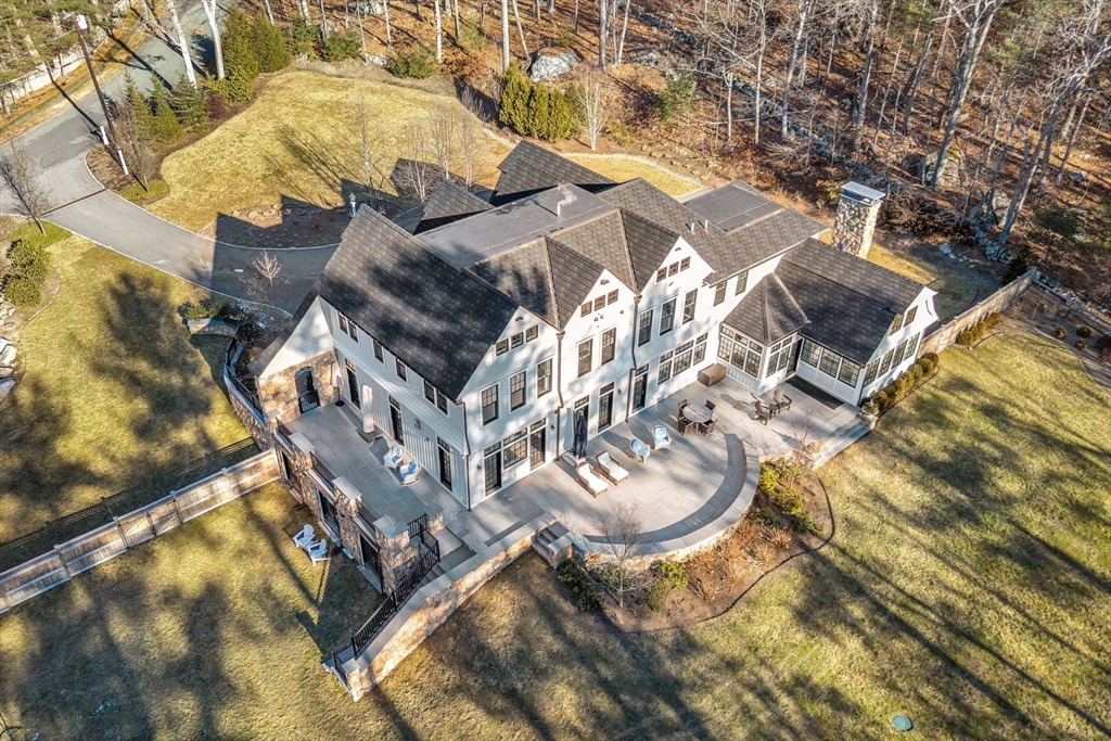 79 Walnut Rd
