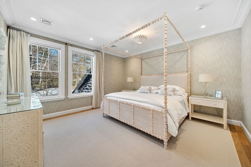 79 Walnut Rd