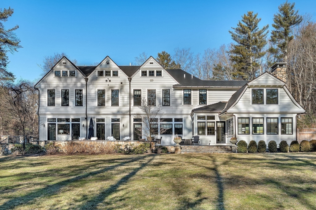 79 Walnut Rd