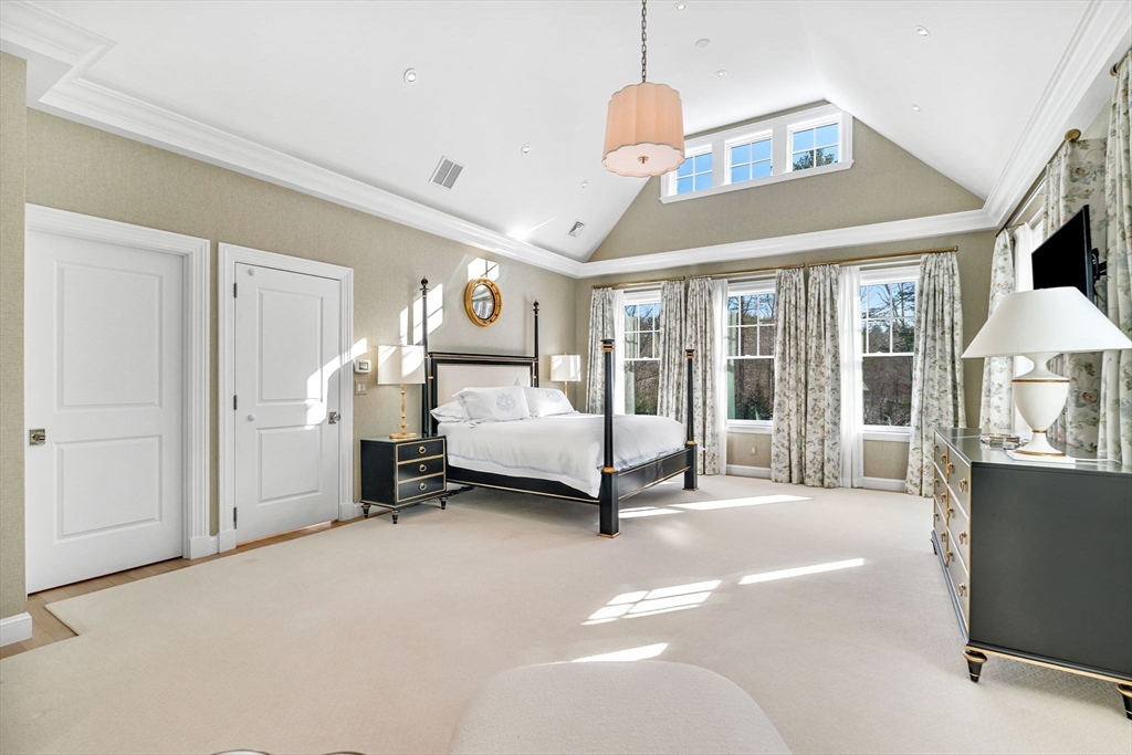 79 Walnut Rd