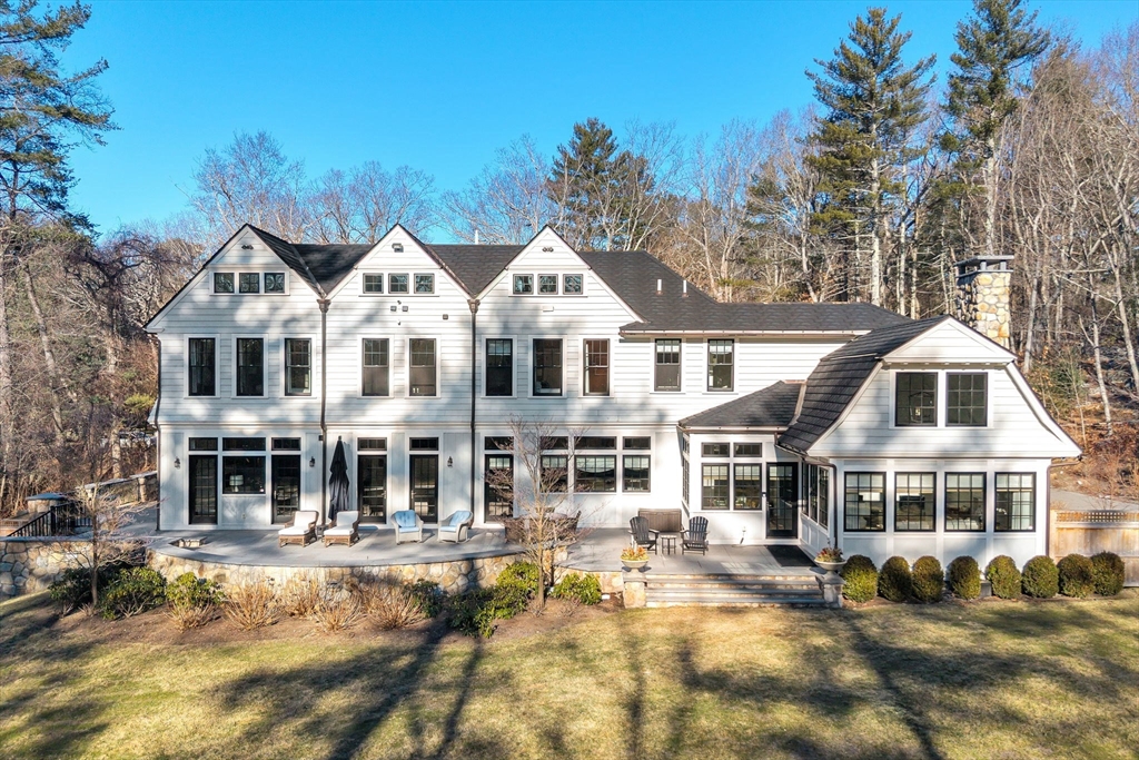 79 Walnut Rd