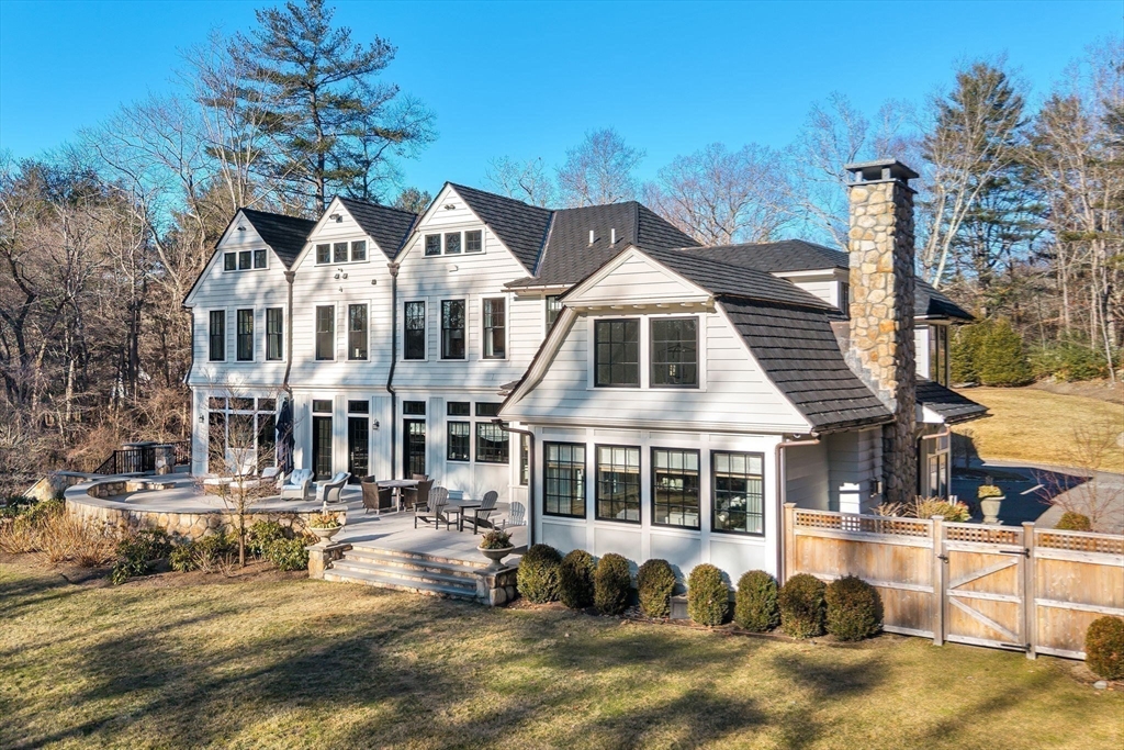 79 Walnut Rd