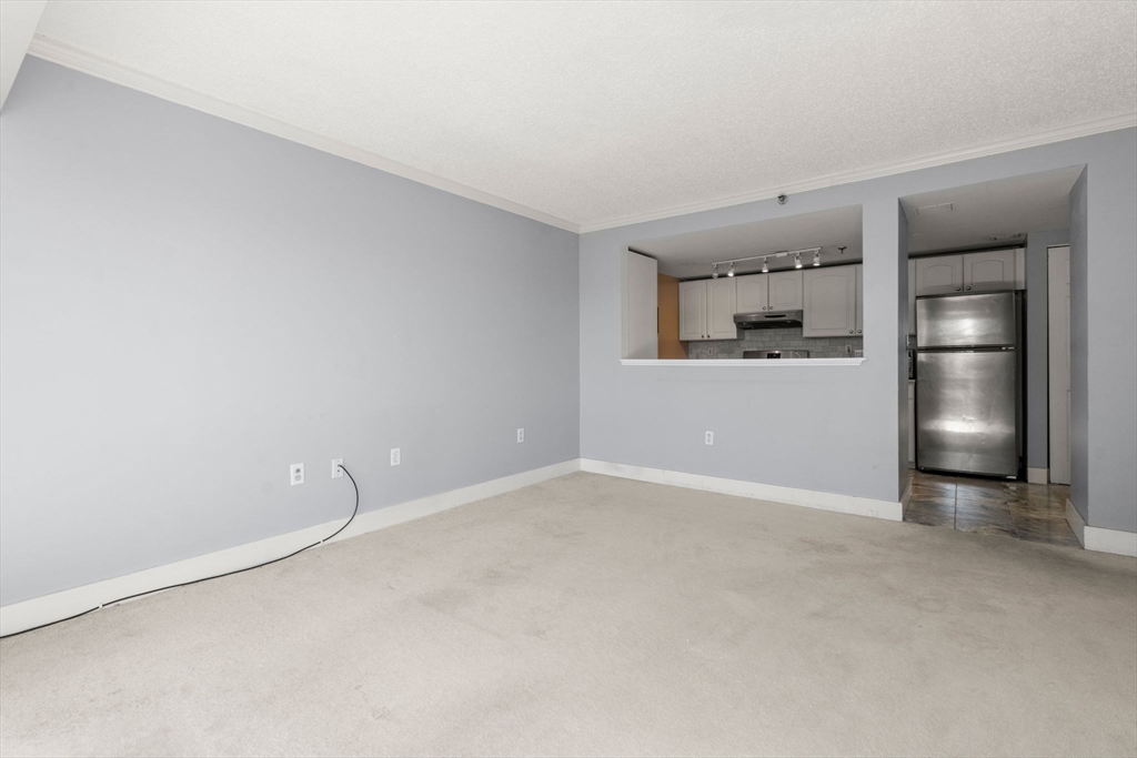 15 N Beacon St # 410