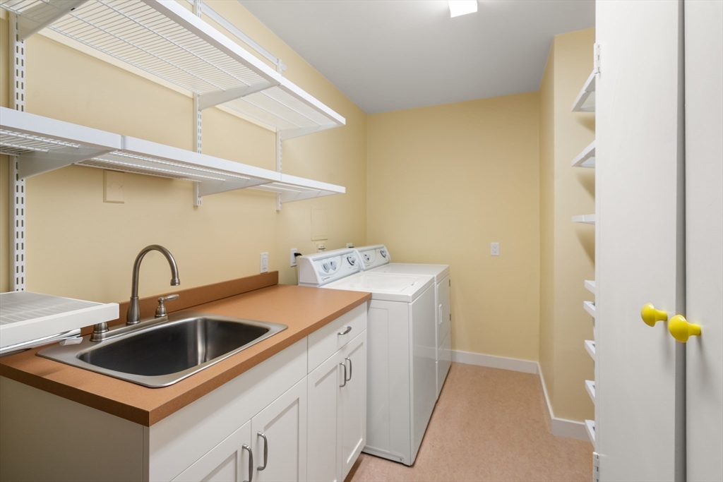 333 Goddard Ave # 333