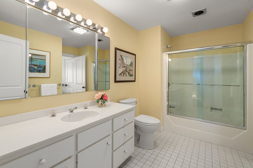 333 Goddard Ave # 333