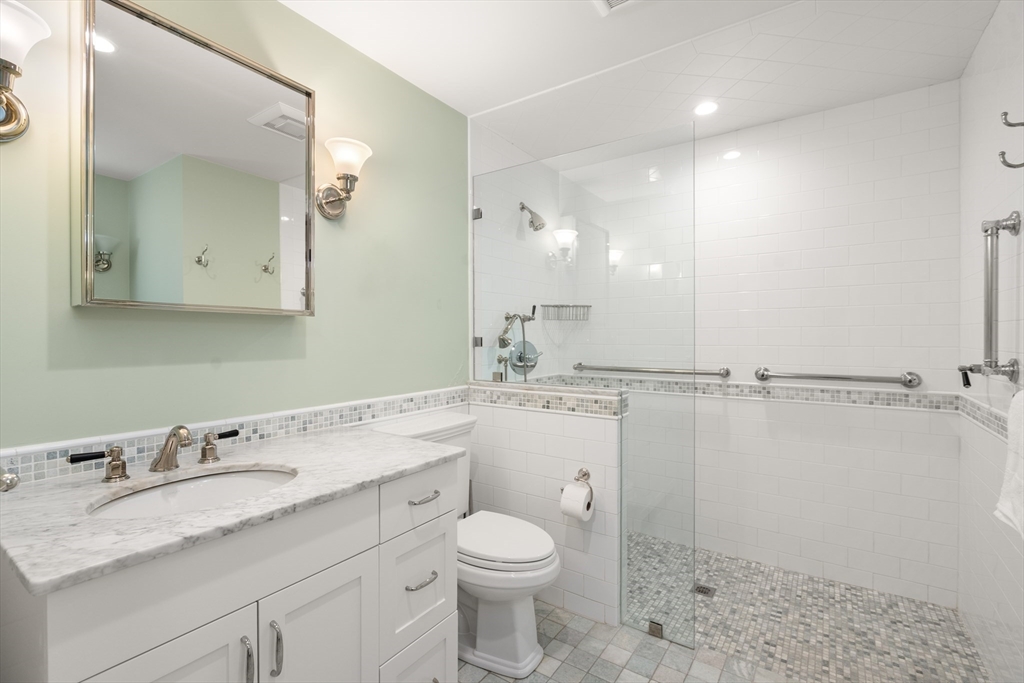 333 Goddard Ave # 333