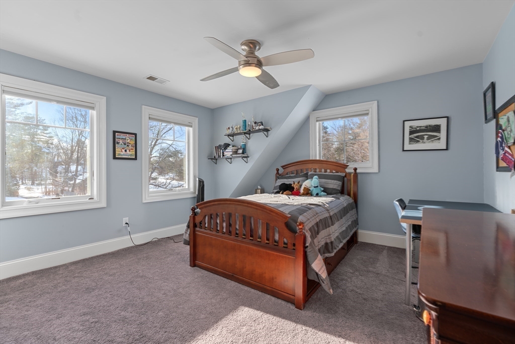 22 Pine Ridge Rd
