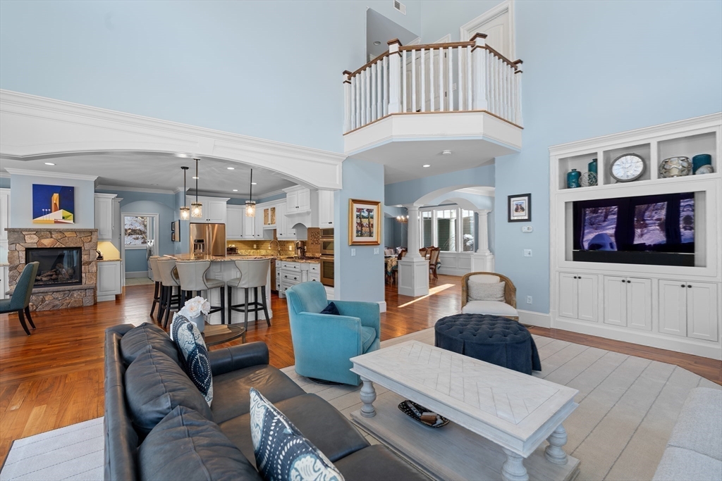 22 Pine Ridge Rd