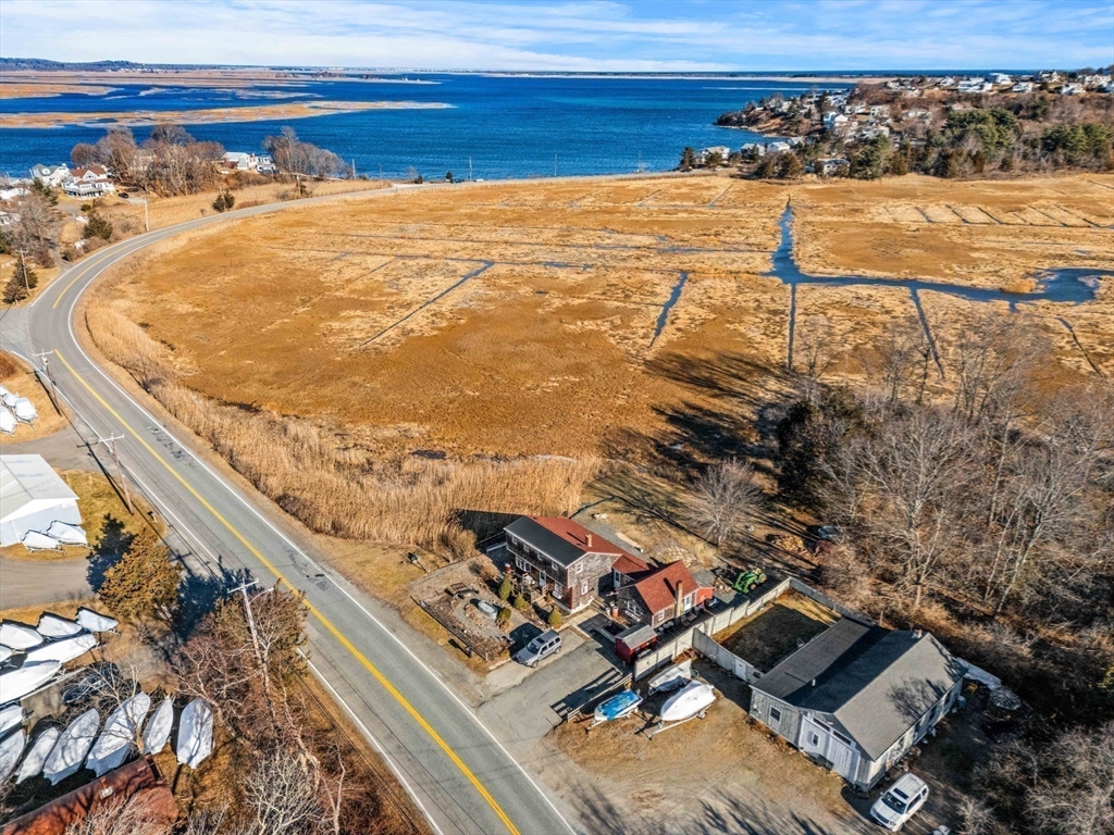 123 Jeffreys Neck Rd