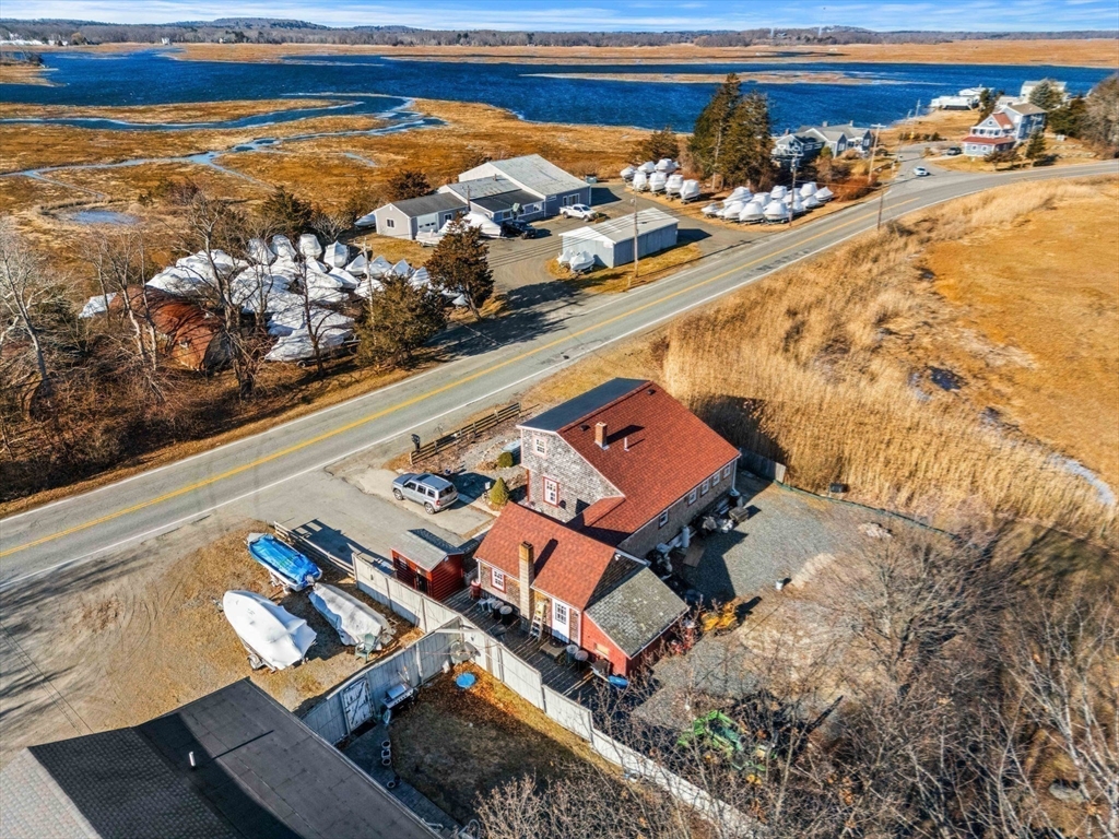 123 Jeffreys Neck Rd