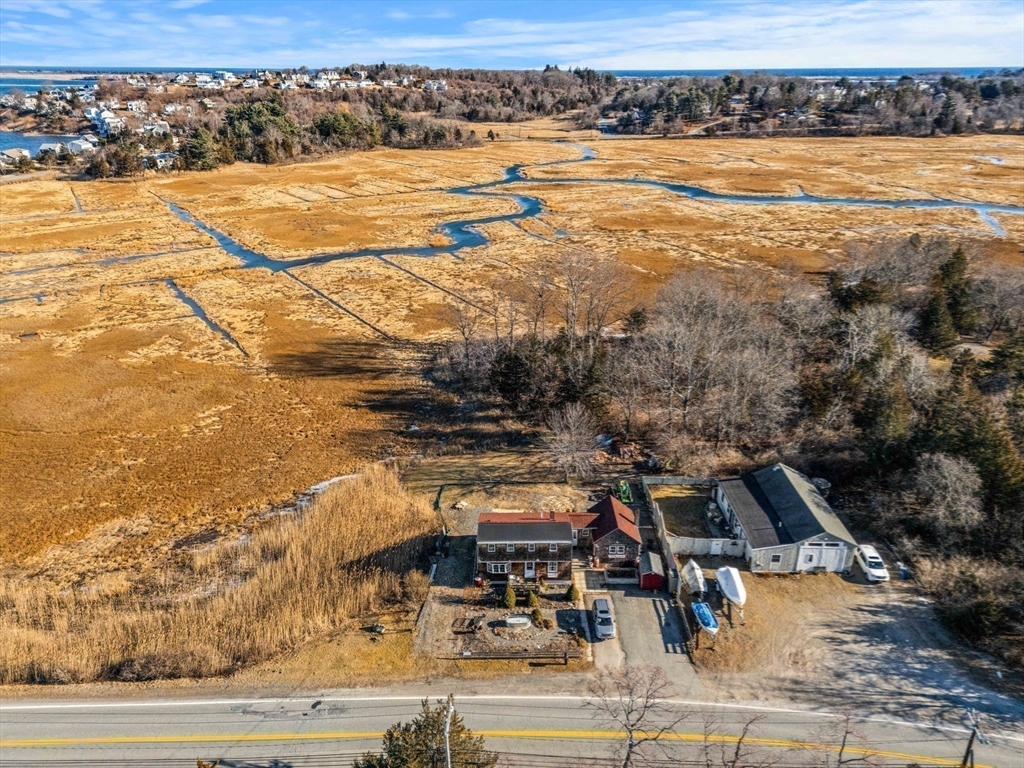 123 Jeffreys Neck Rd