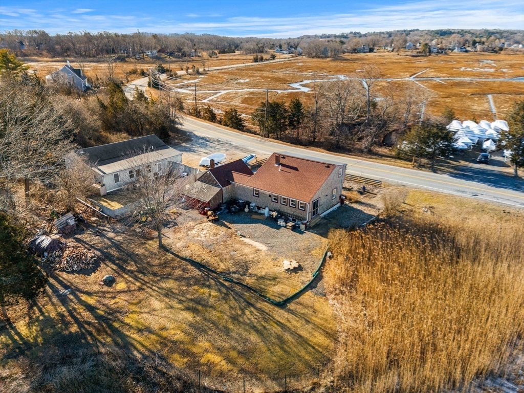 123 Jeffreys Neck Rd