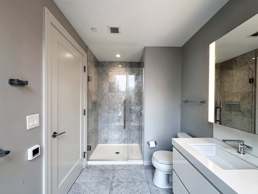 135 Seaport Boulevard # 1705